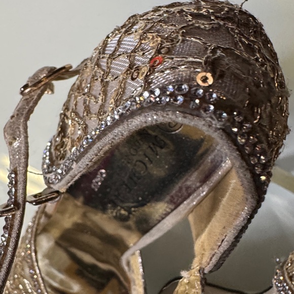 MICHEAL  Chic Gold Lace CRYSTAL DIAMOND ENCRUSTED Platform Heels - Picture 6 of 8